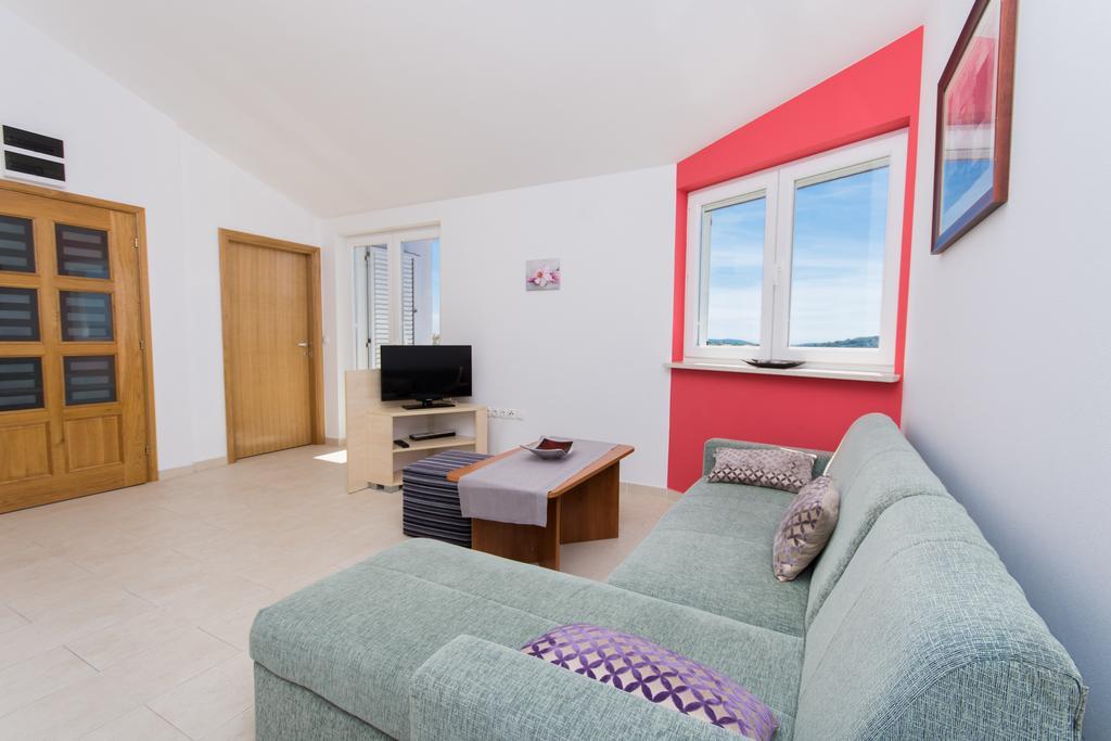 Apartment Ljuba *